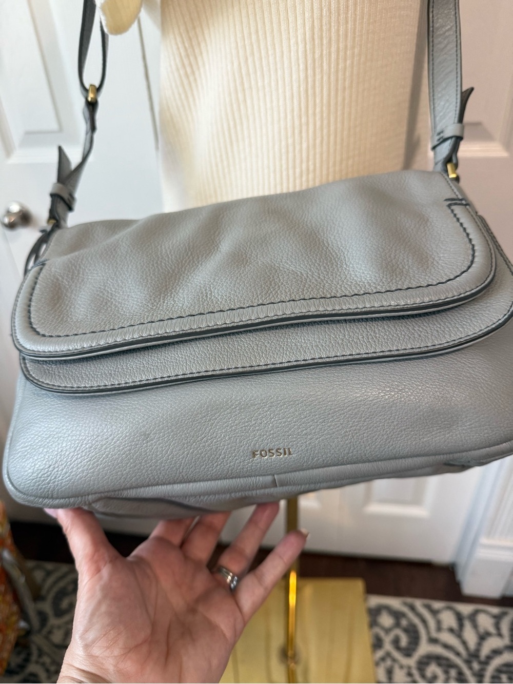 Fossil Peyton Double Flap Gray Leather Crossbody Shoulder Signature Key Charm - Picture 3 of 15